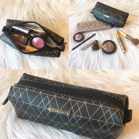 Stella and dot make up case - like new - Picture 2 of 3